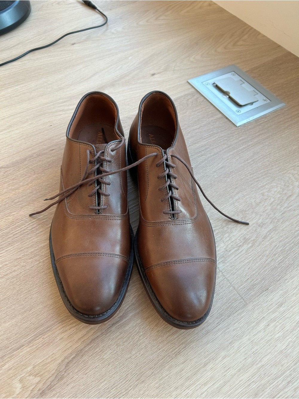 Allen Edmonds Brown Cap-Toe Oxford Dress Shoes